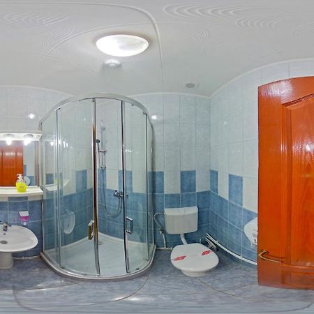 Pensiunea Nemes Panzio Acatari ภายนอก รูปภาพ