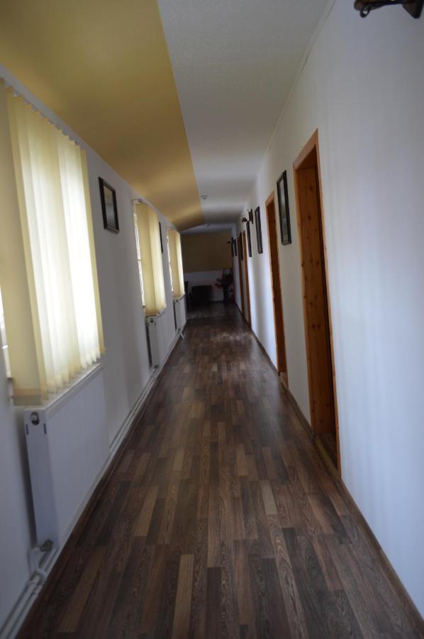 Pensiunea Nemes Panzio Acatari ภายนอก รูปภาพ